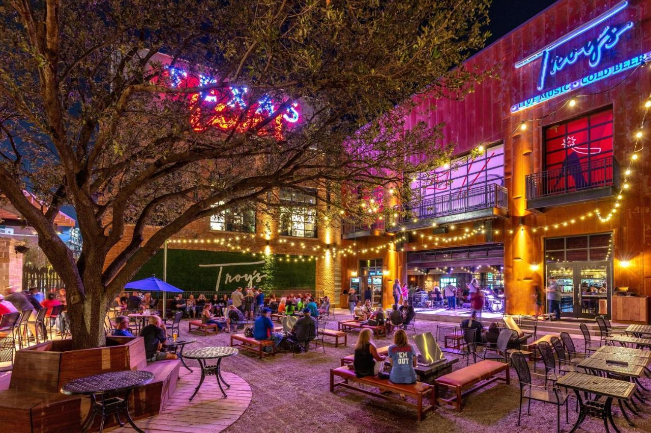 Live! By Loews - Arlington, Tx Hotell Eksteriør bilde